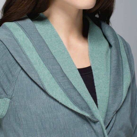 Lululemon To Class Textured Green Button Down Double Collar Cardigan Jacket - Picture 4 of 15